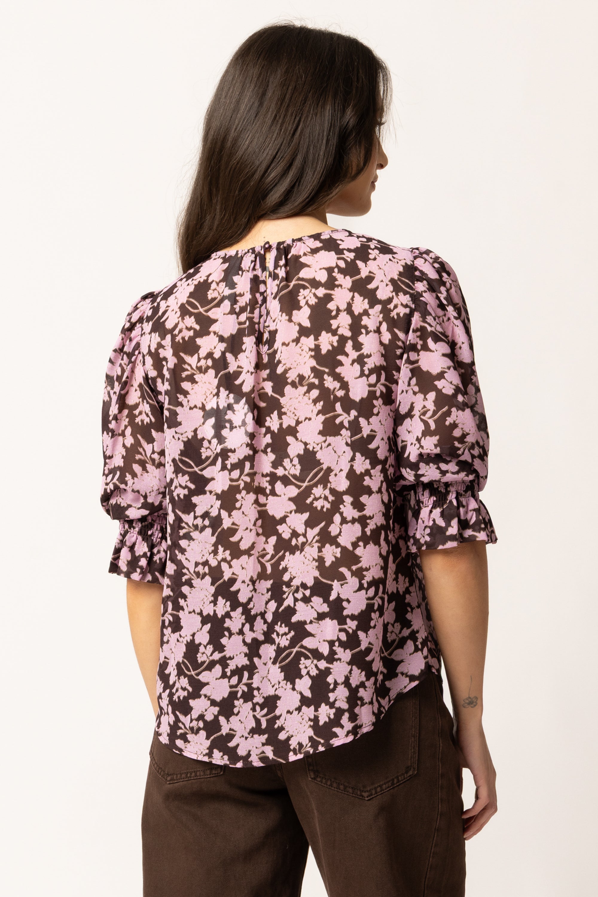 Magnificent Top Lilac Whisper