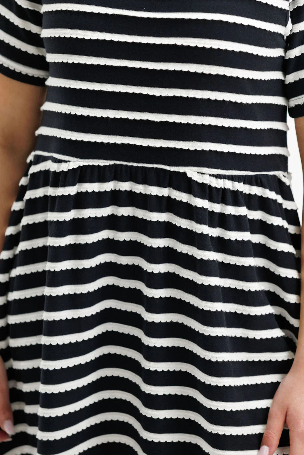 Carey Dress Sunday Scallop
