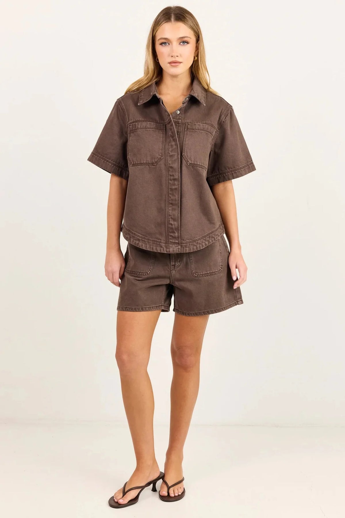 Significant Mocha Pocket Front
Shorts