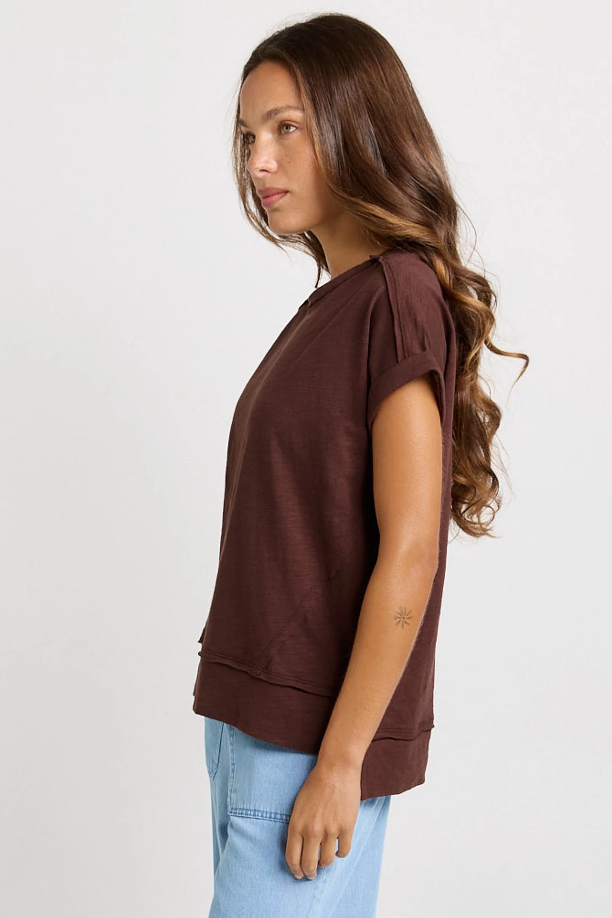 Shirley Short Sleeve Tee Chocolate Brown