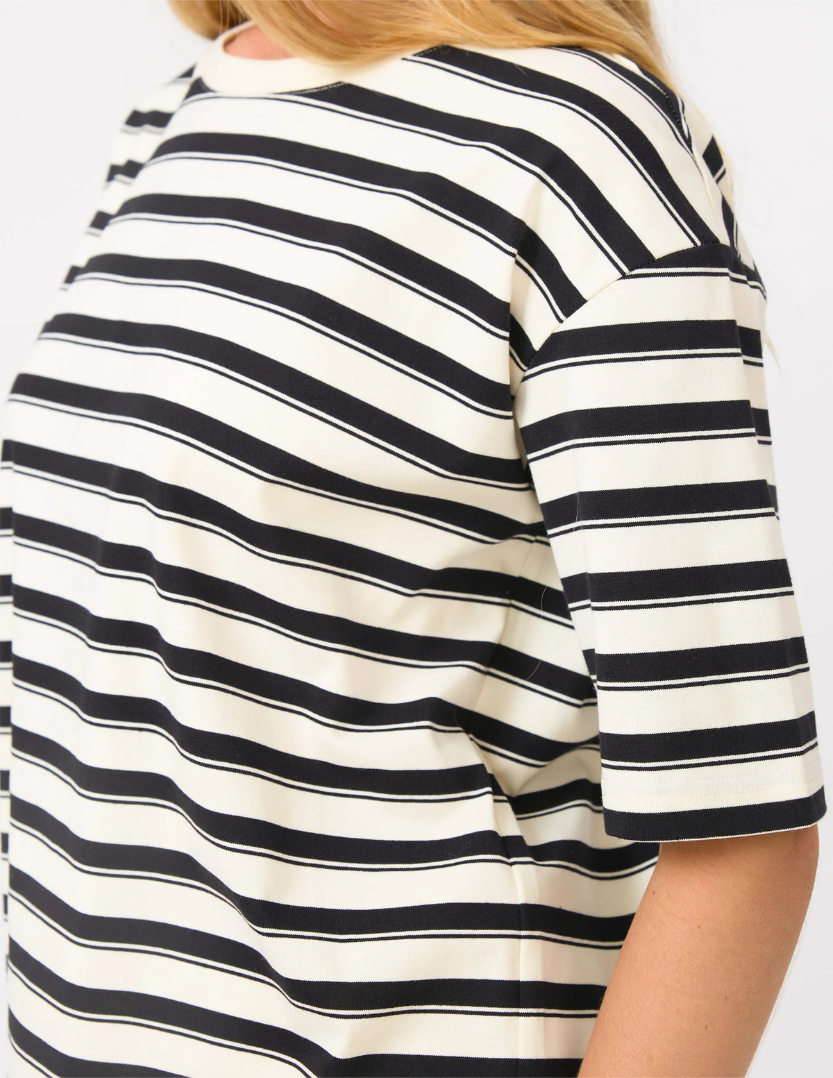 Abby T-Shirt White Black Stripe