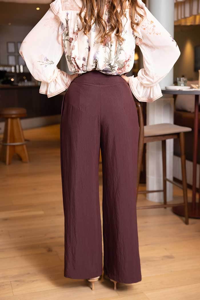 Naomi Pant Wine