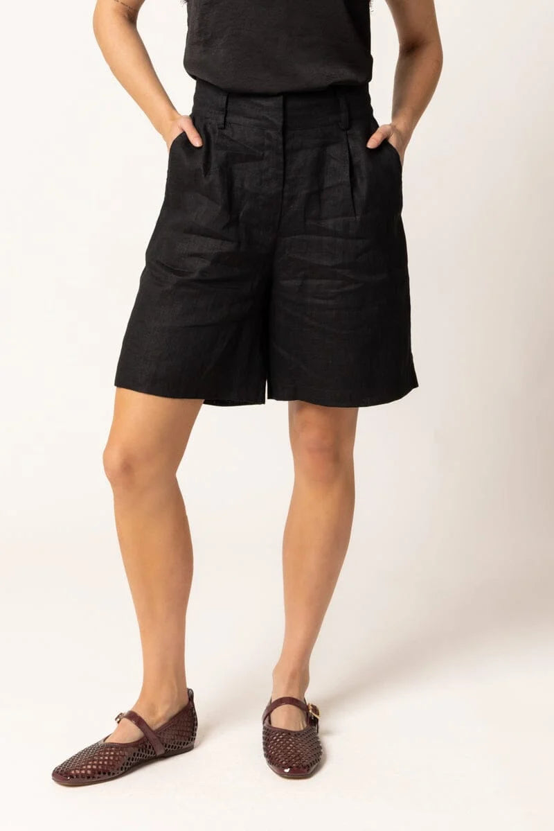 Bermuda Short Black