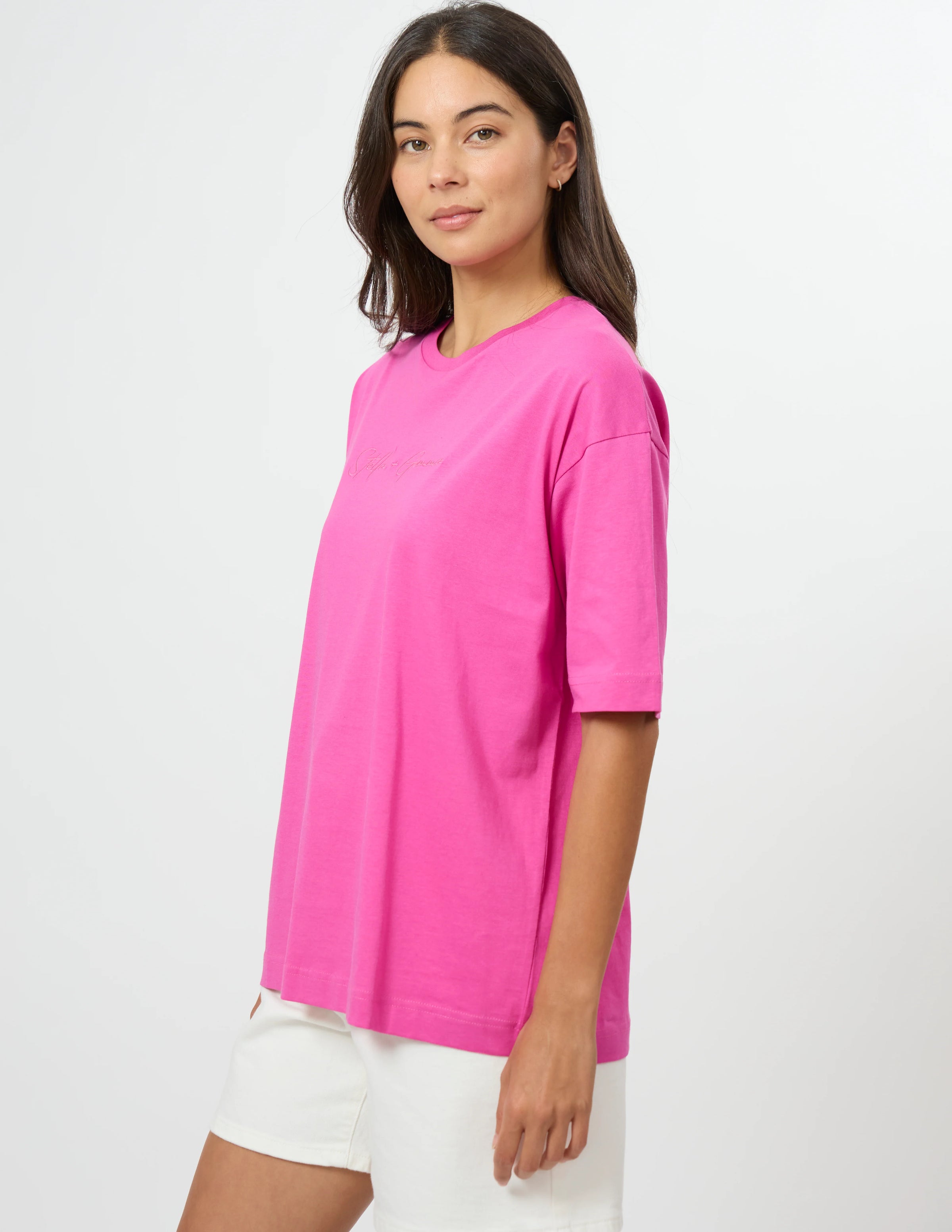 Porter Tee Electric Fuchsia Freehand Script