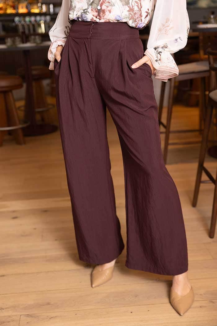 Naomi Pant Wine