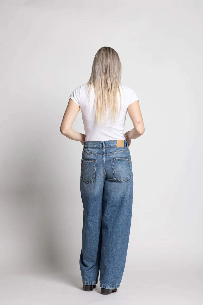 Larrie B Talea Wash - LTB