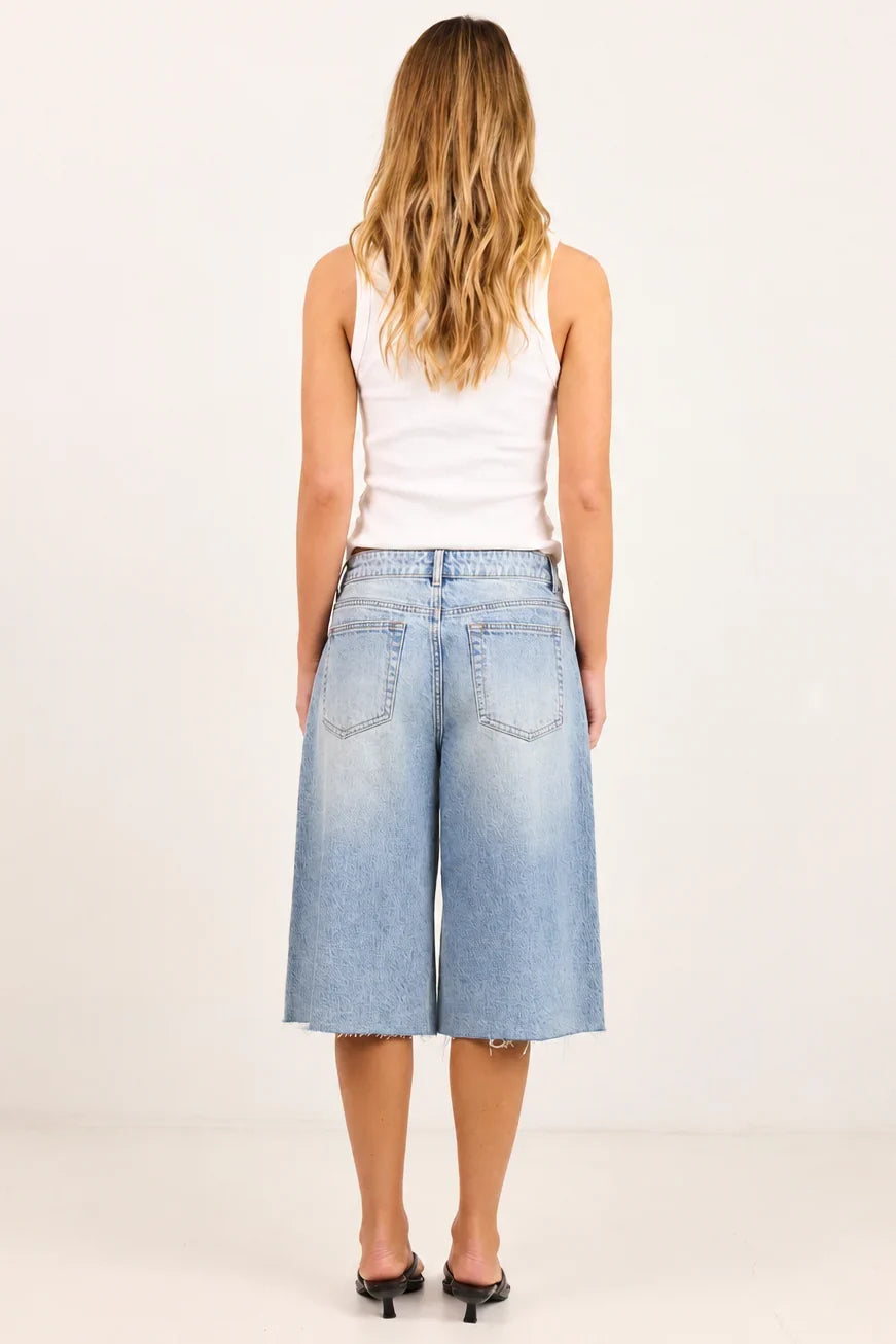Maverick Vintage Blue Knee Length Bermuda Denim Shorts