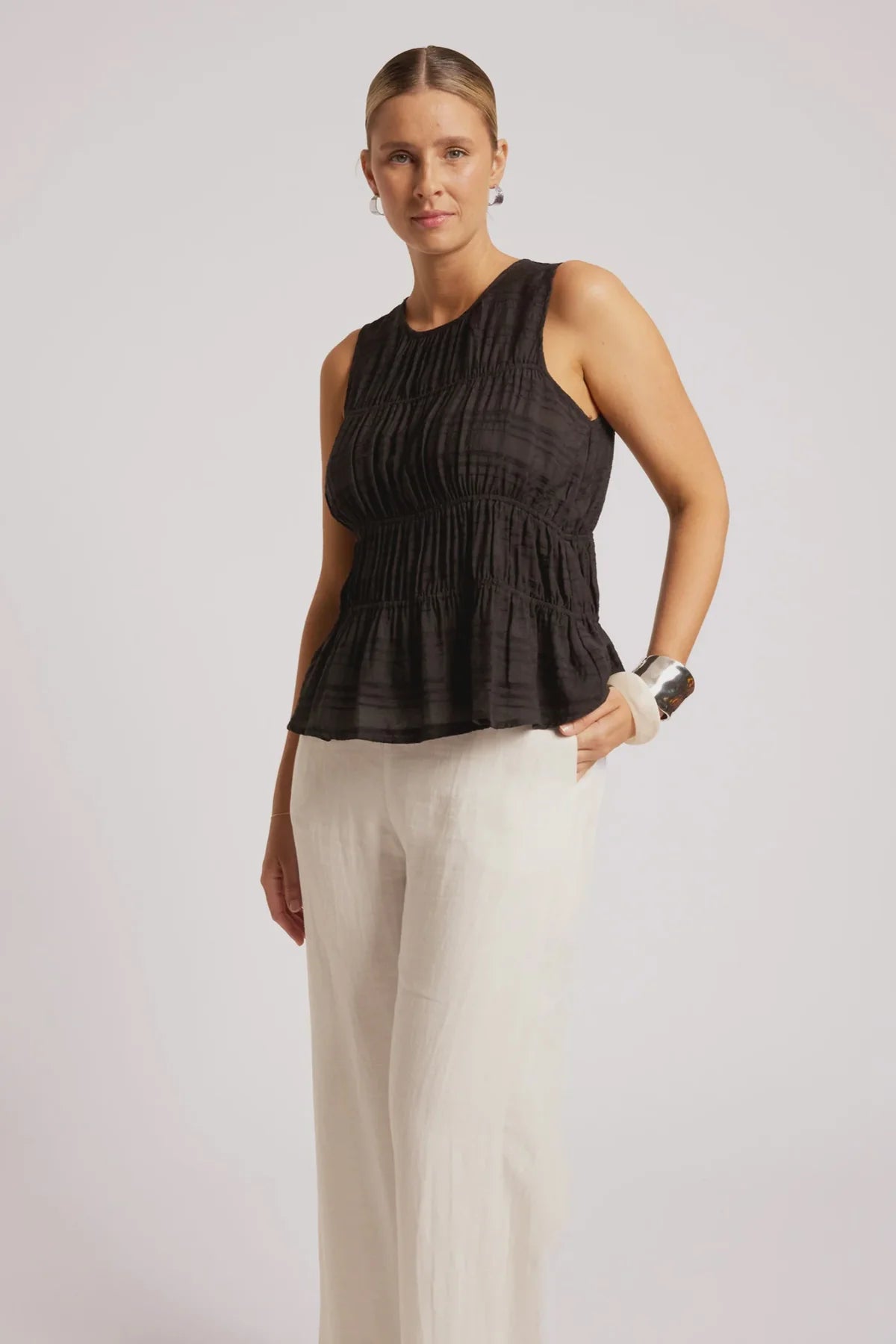 Sovana Tank Black