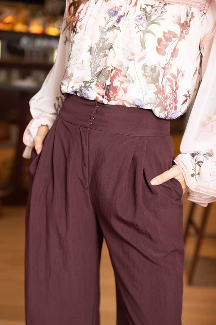 Naomi Pant Wine
