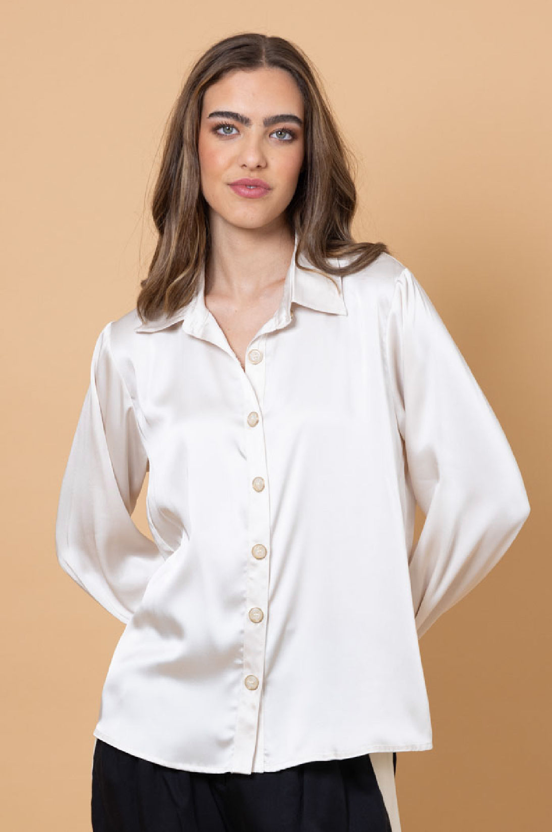 Tylie Satin Shirt Champagne
