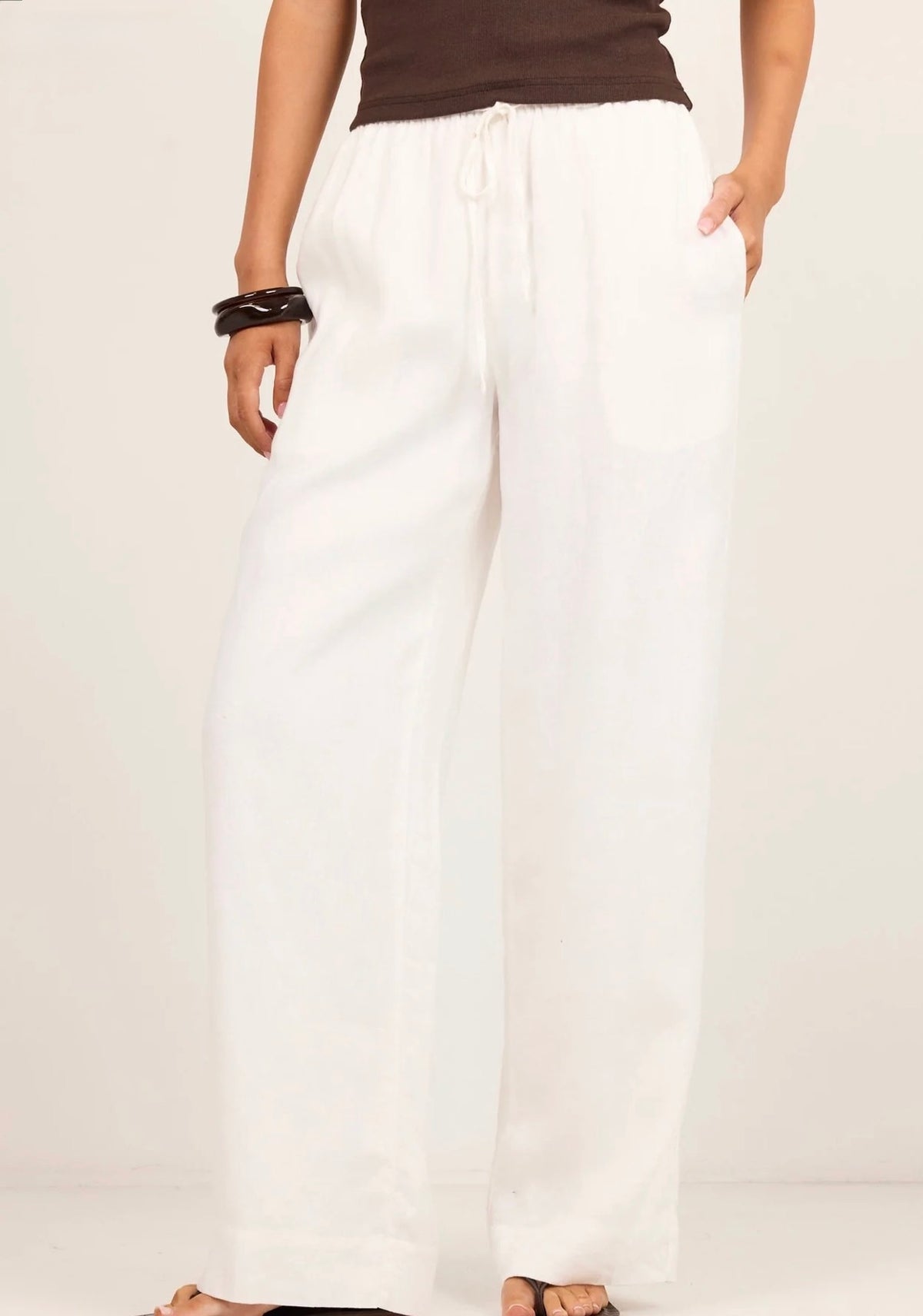 Wellness White Linen Pull On Wide Leg Pants