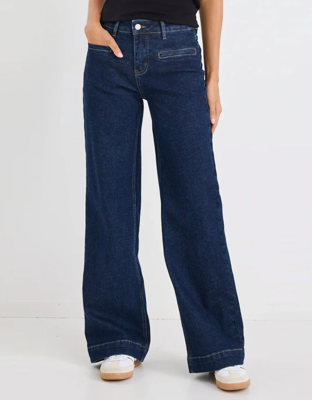 Concert Indigo Mid Rise Wide Leg Pocket Jean