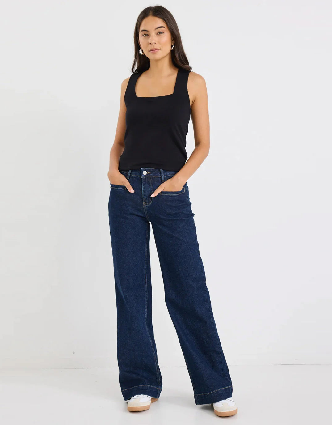 Concert Indigo Mid Rise Wide Leg Pocket Jean