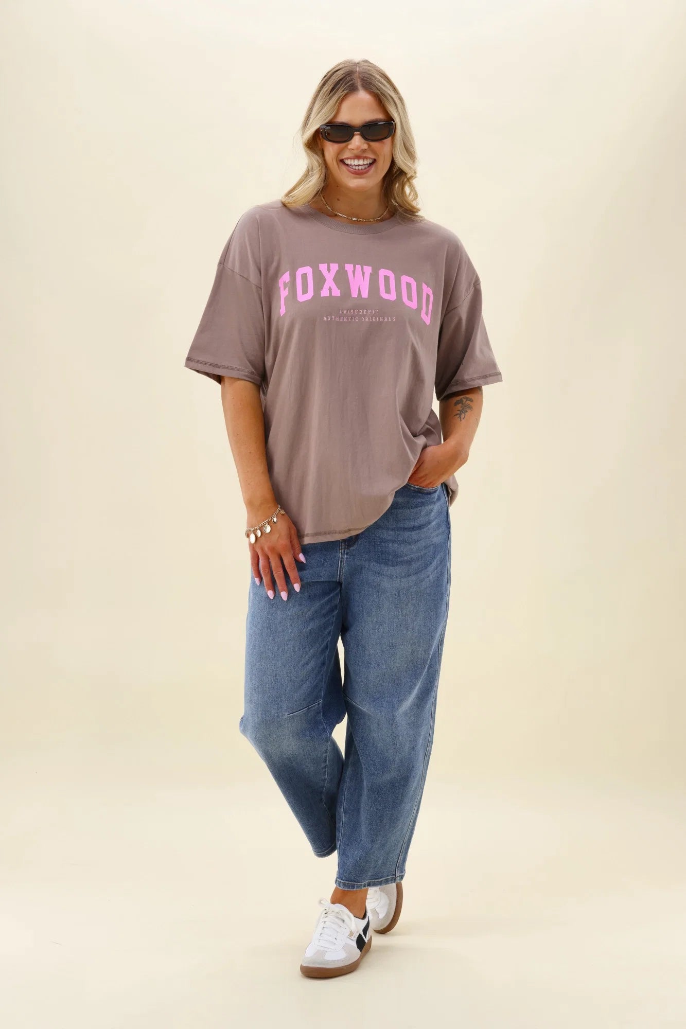 Interval Tee Brown & Bright Pink