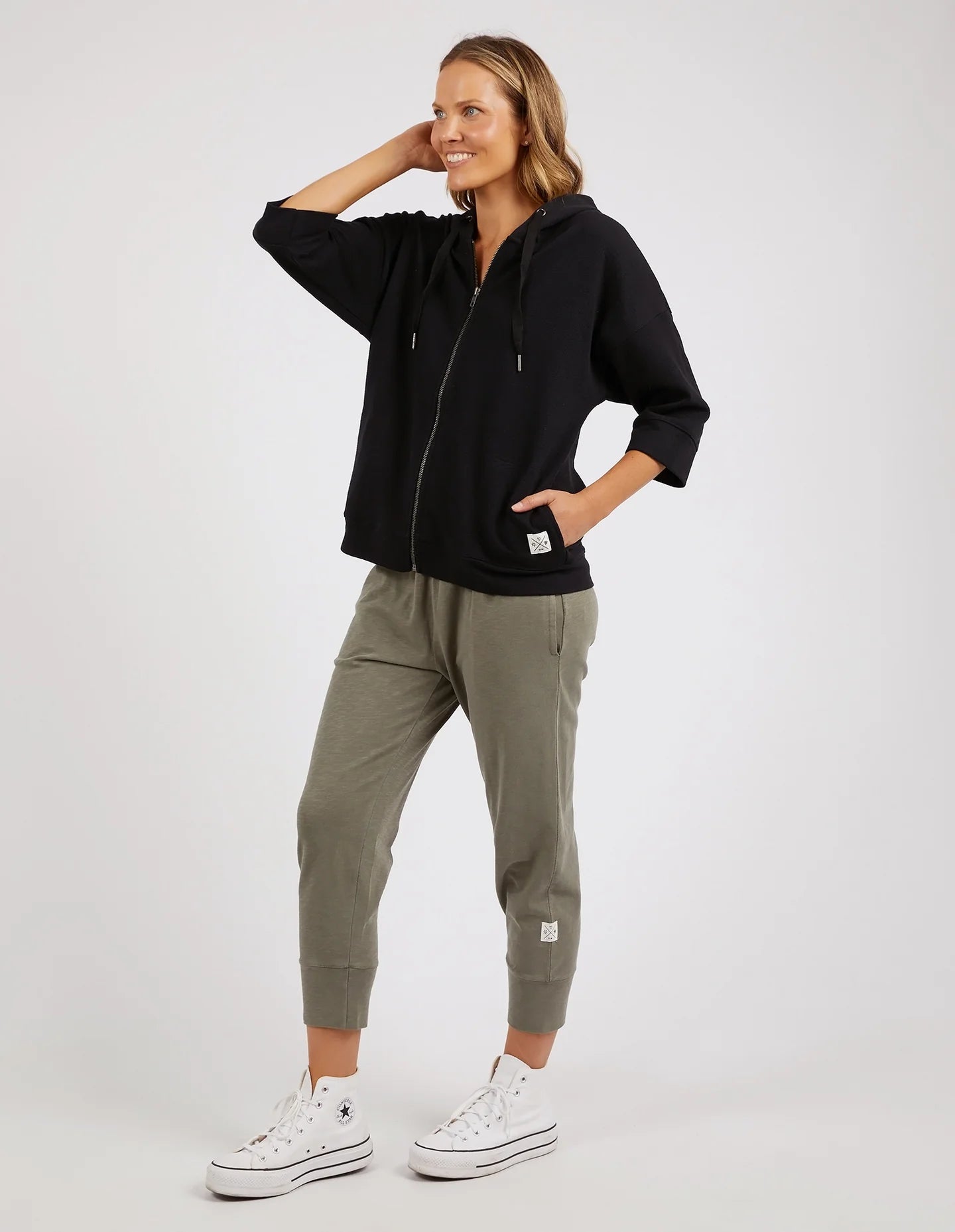 Beachy Zip Hoodie Black