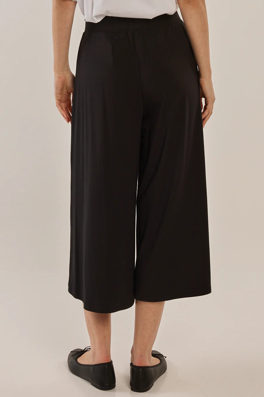 Crystal Crop Jogger Black