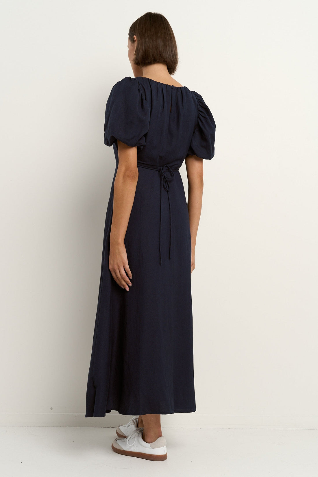 Stories Be Told Chorus Navy Puff Sleeve Scoop Neck Floaty Maxi Dress