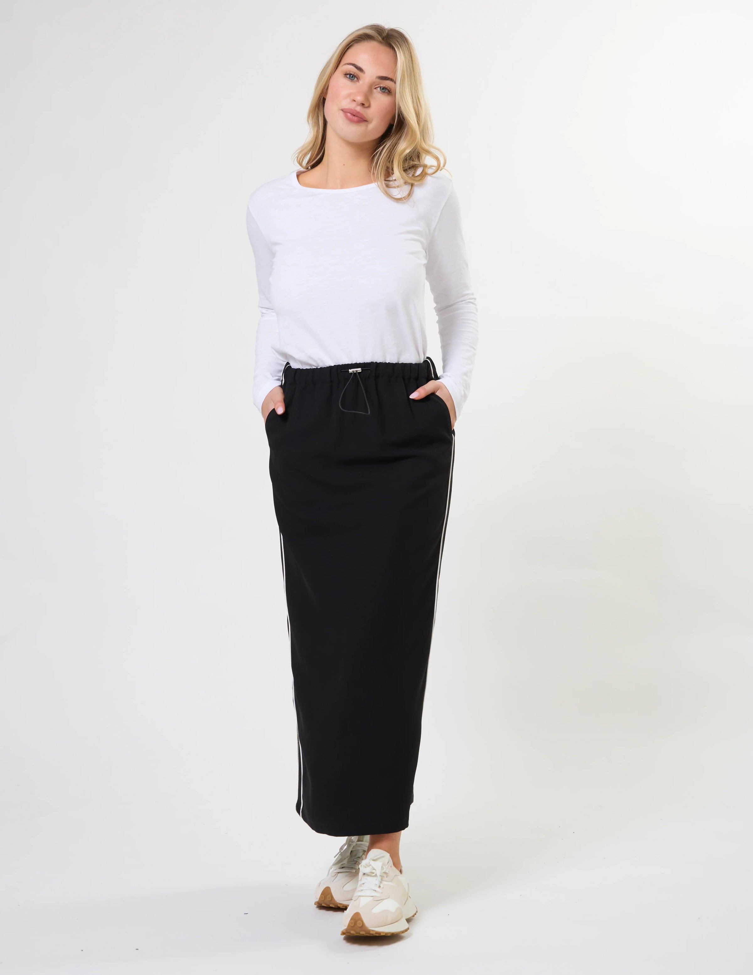 Stella + Gemma Park Skirt Black