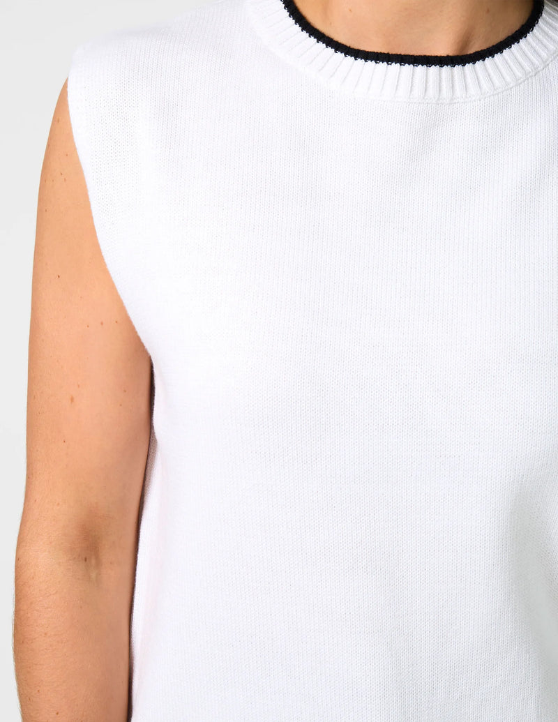 Jenni Vest White