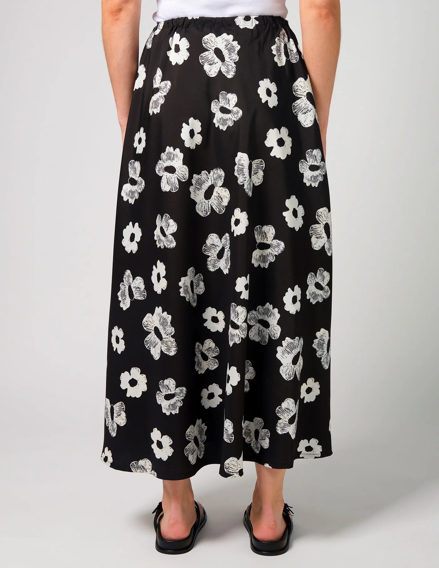 Anastasia Skirt Night Blooms