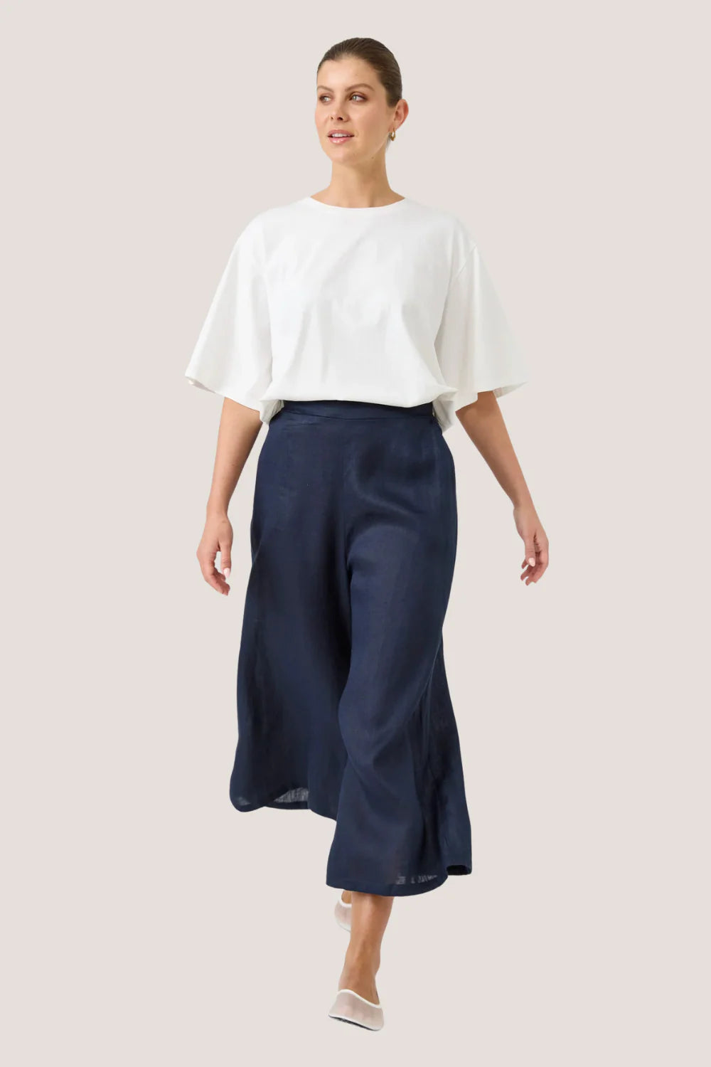 Studio Crop Pant Navy
