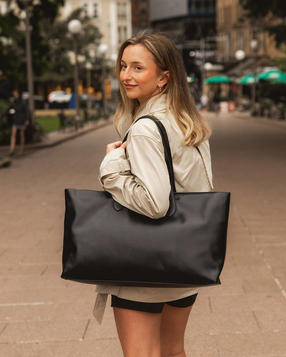 Louenhide Elke Tote Bag Black