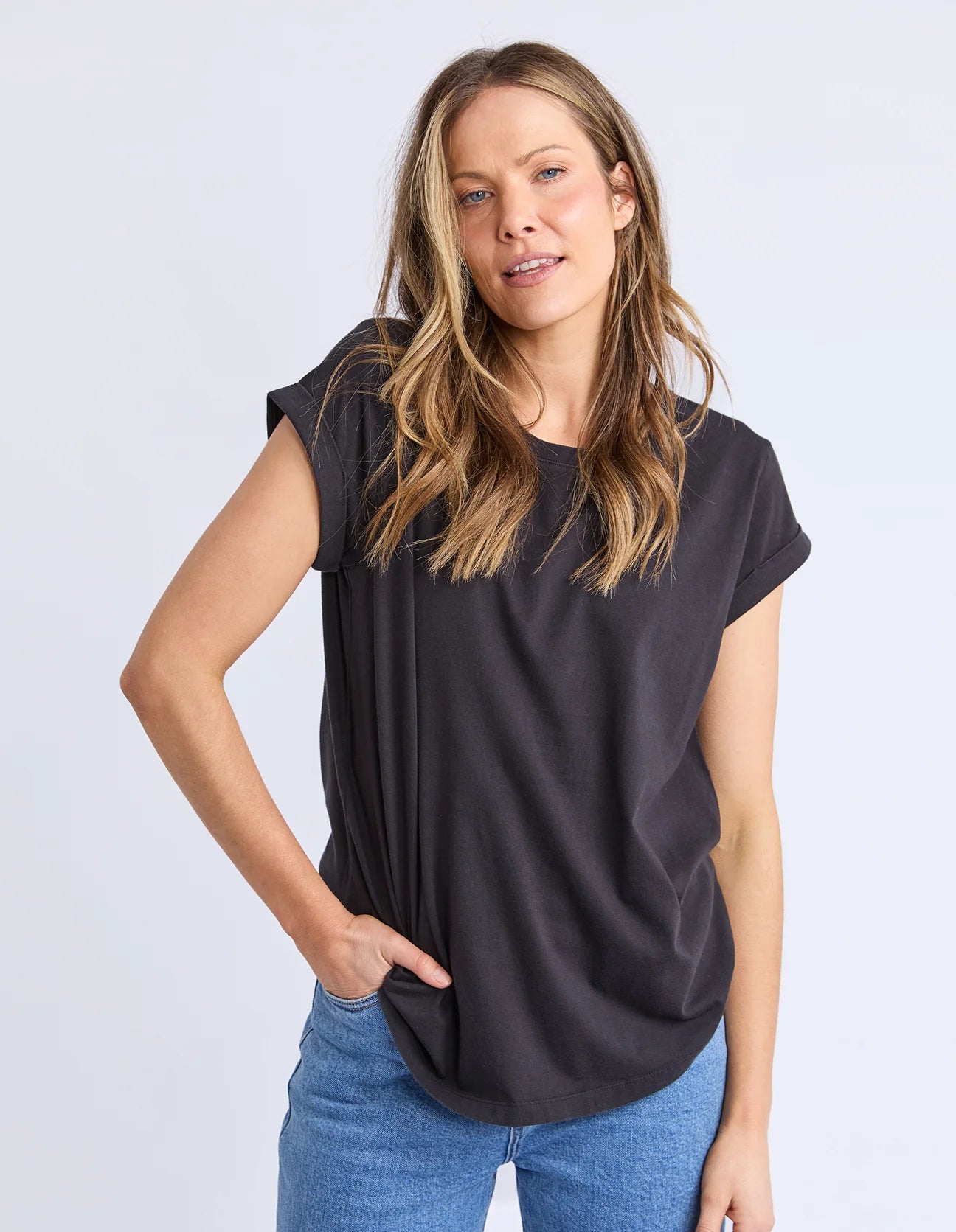 Manly Tee Black
