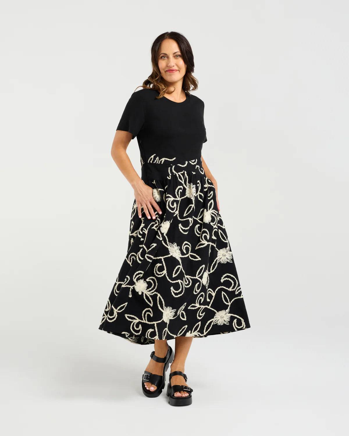Delilah Dress Black/Folk Garden