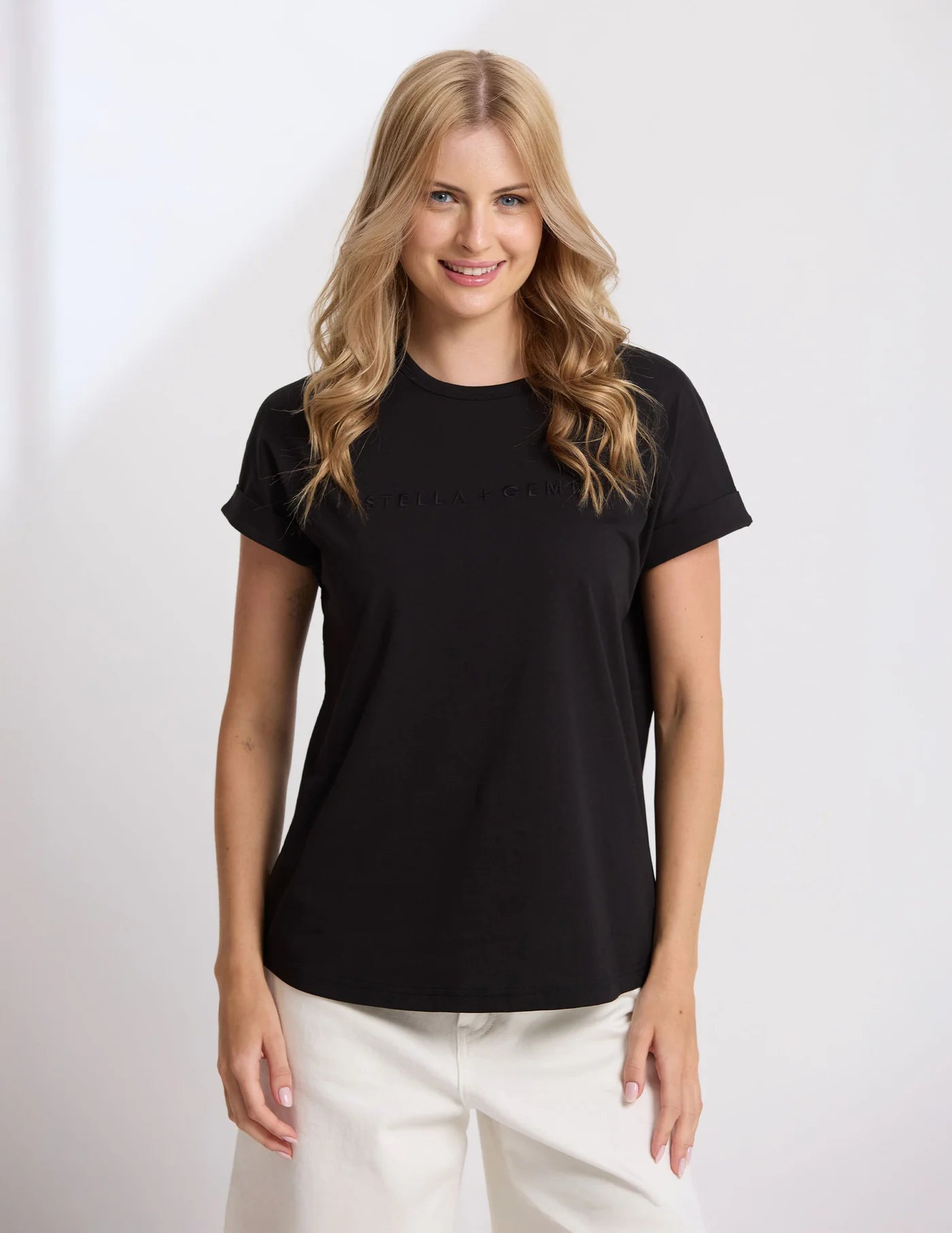 Soho Cuff V Tee Black