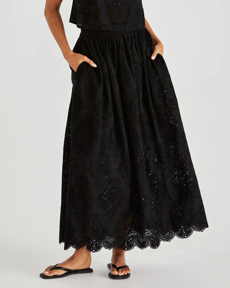 Ani Full Skirt Black