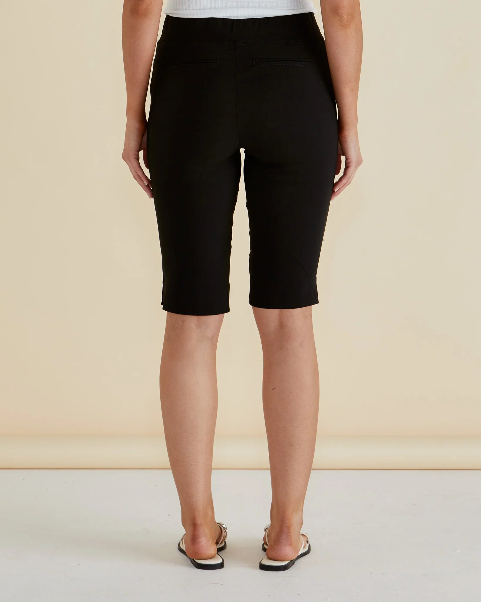 Bermuda Bengaline Short Black