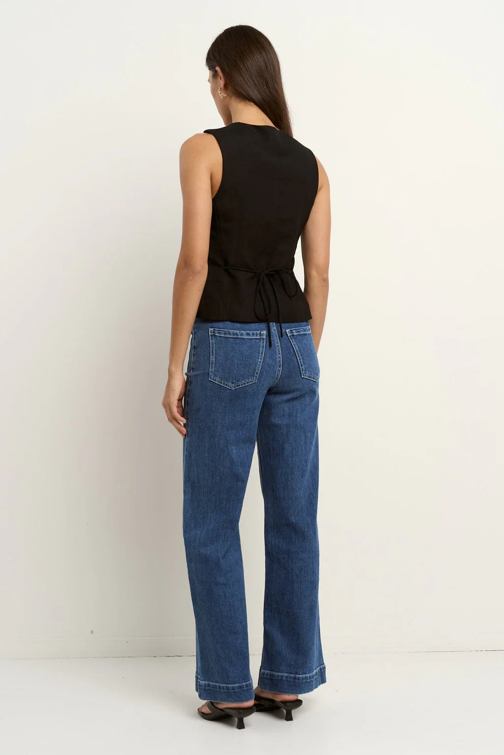 Infusion Black Linen Viscose Sleeveless Vest