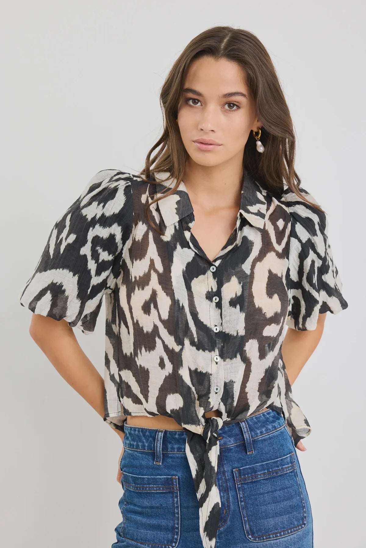 Exemption Black Zebra Tie Front Short Sleeve Shirt