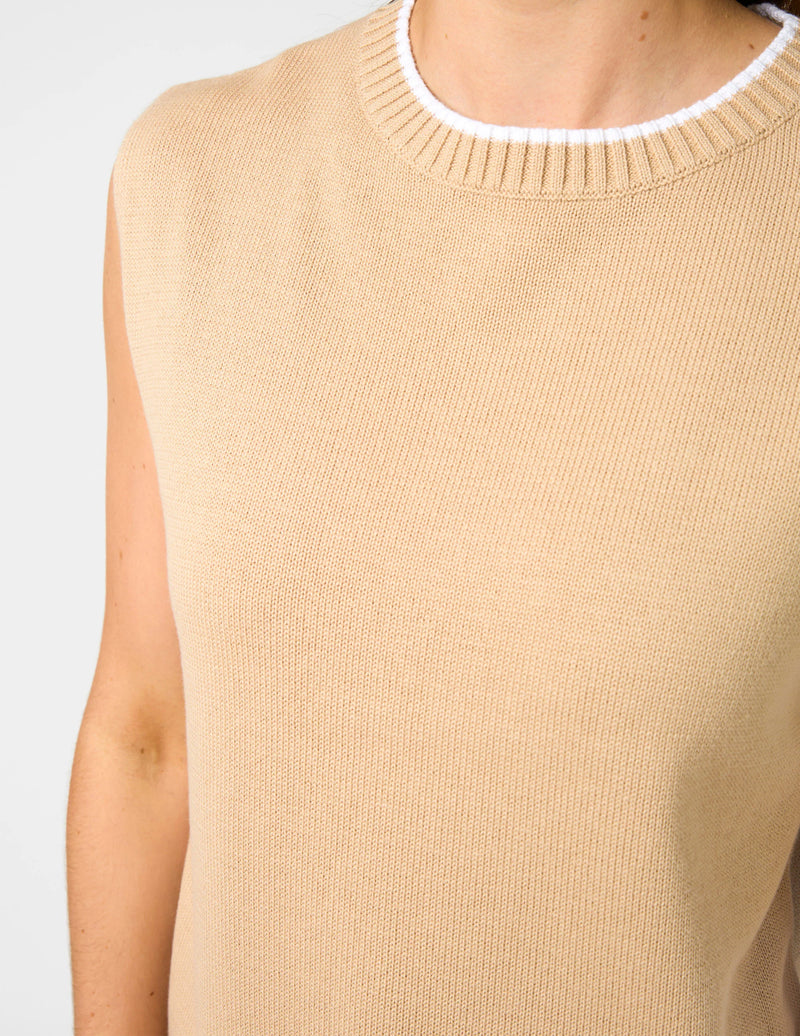 Jenni Vest Oat