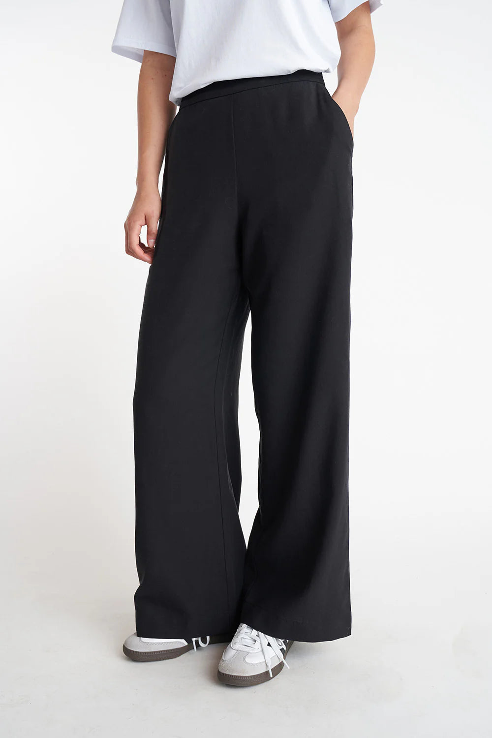 Staple Pant Black