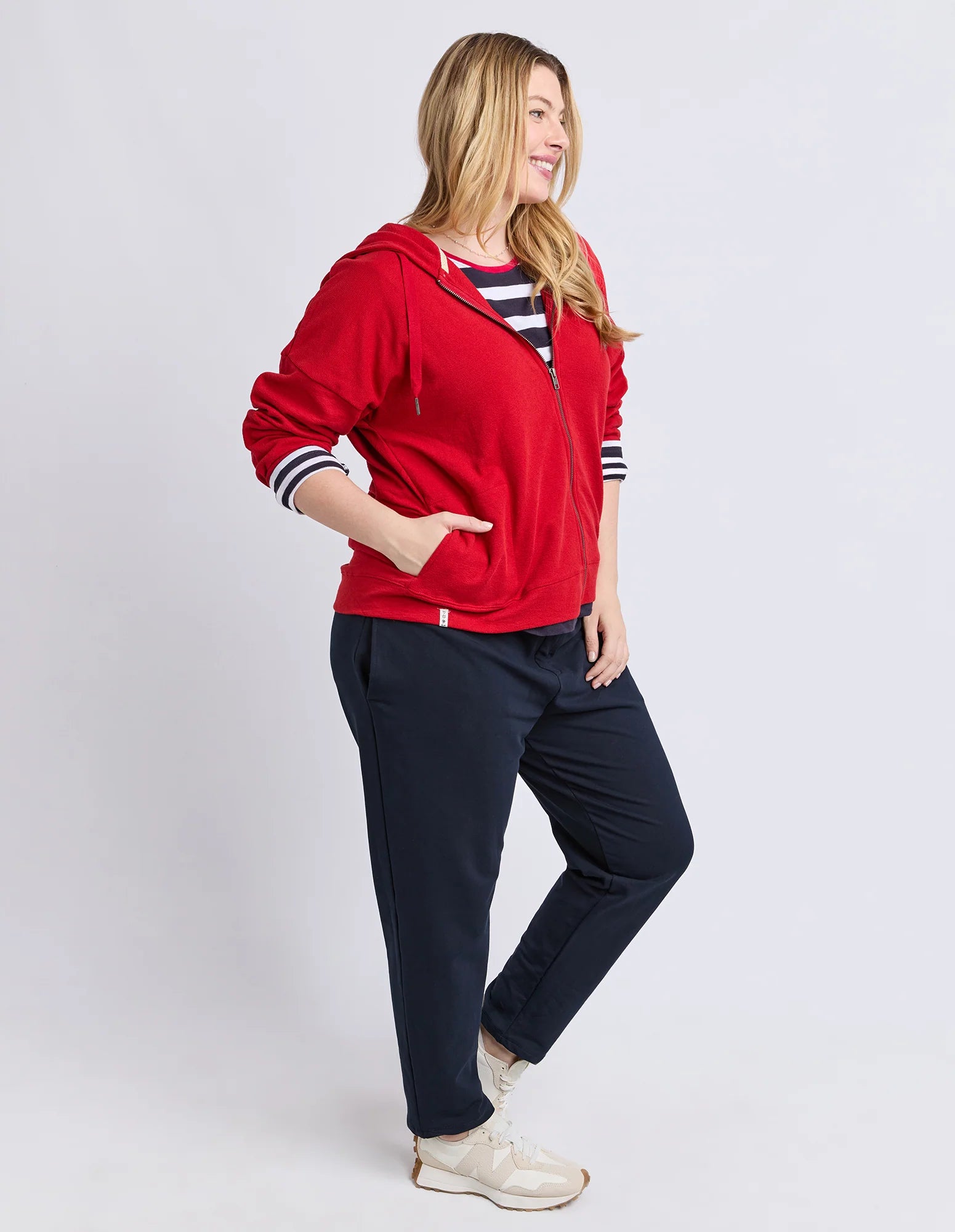 Beachy Long Sleeve Zip Hoodie Cranberry