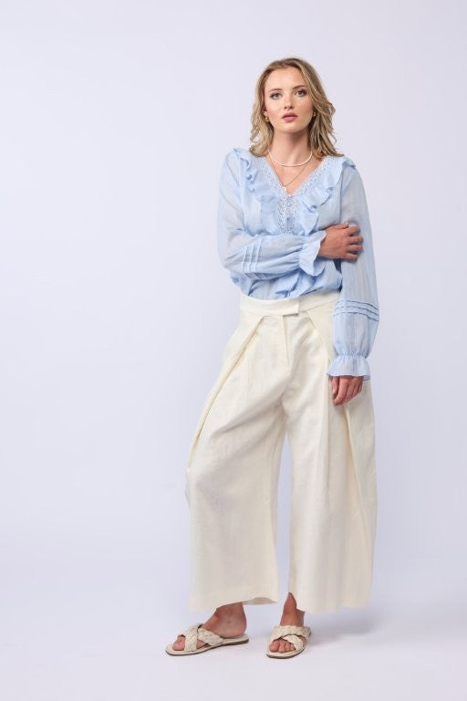 Amelia Blouse Soft Blue