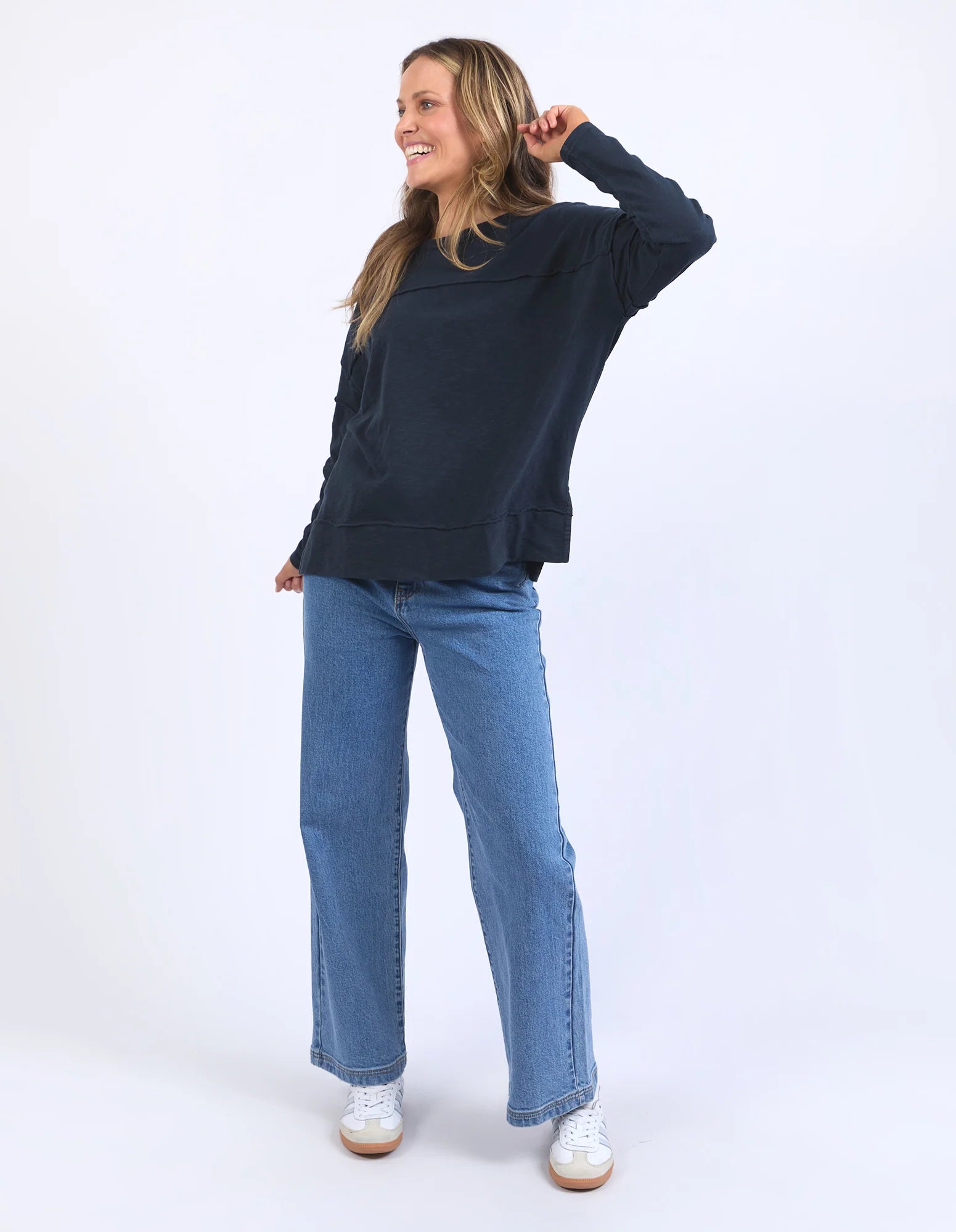 Jayne Throw On Top Navy