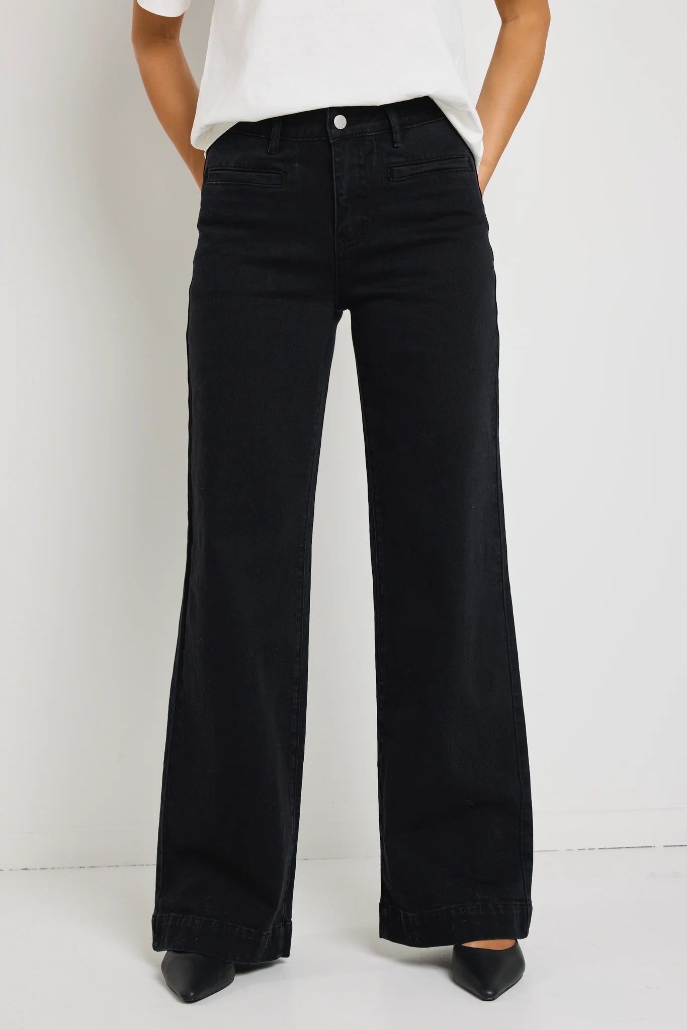 Concert Black Mid Rise Wide Leg Pocket Jean